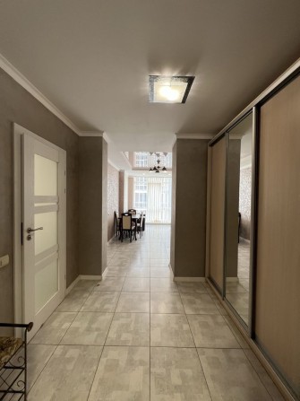 Квартира поблизу центру повністю укомплектована - фото 1