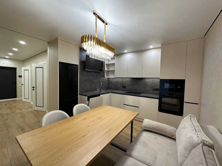 2 кімнатна з сучасним ремонтом біля Велесу ЖК UOne - фото 1