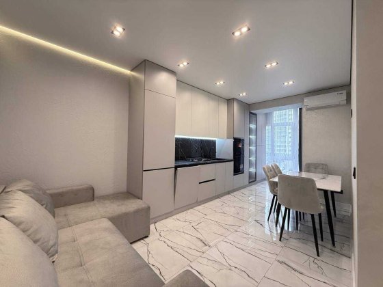 Велика 1 кім квартира в центрі Ивано-Франковск