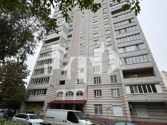 Продам 3-кім. квартиру 90 кв.м, вул. Чорних Запорожців , м.Бровари TV Бровары