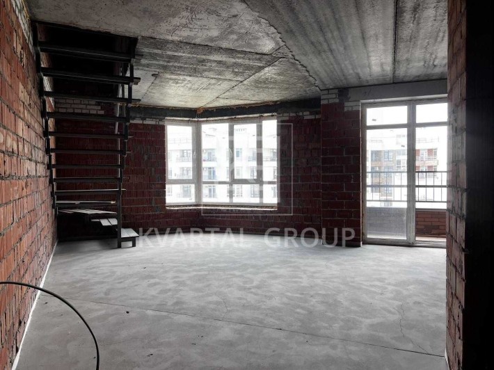 Найдешевша дворівнева квартира біля набережної - фото 1