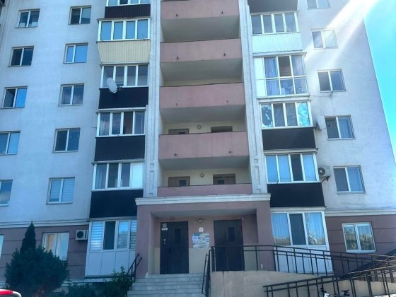 Затишна 1-кімнатна квартира з меблями, Бориспіль, вул. Привокзальна 8 Борисполь