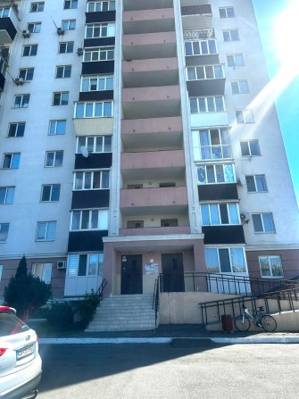 Затишна 1-кімнатна квартира з меблями, Бориспіль, вул. Привокзальна 8 - фото 1