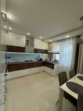 Двокімнатна квартира з якісним ремонтом - фото 1