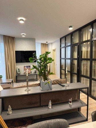 Продам без % ЧУДОВУ 2-х кімнатну квартиру в ЖК Зелений квартал - фото 1