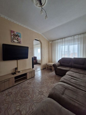 Якісний ремонт! 2-кімнатна квартира вул. Грушевського 17-Г - фото 1