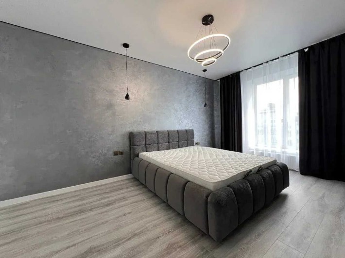 Велика двокімнатнатна квартира з ремонтом - фото 1