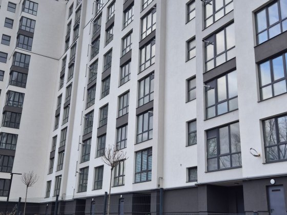 Власник здана терміново нижче ринку можливий обмін на автомобіль Івано-Франківськ