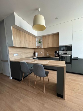 Бизнес клас, 40м2, кладовка в подарок! Паркинг, без комиссии! ТОРГ! - фото 1