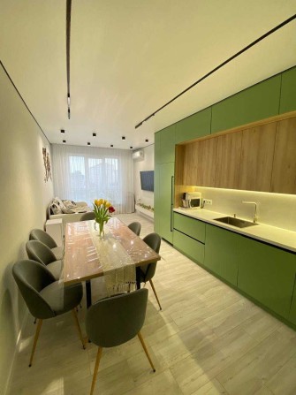 Продам трикімнатну квартиру в ЖК Бізнес класу!Поруч є все! - фото 1