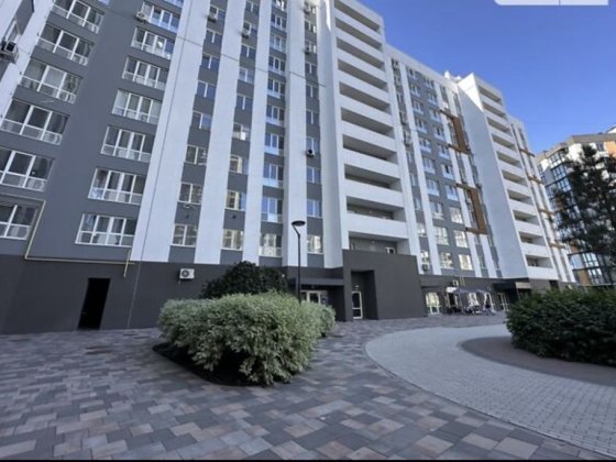 Квартира в центрі Вишневого. Без комісії Вишневе