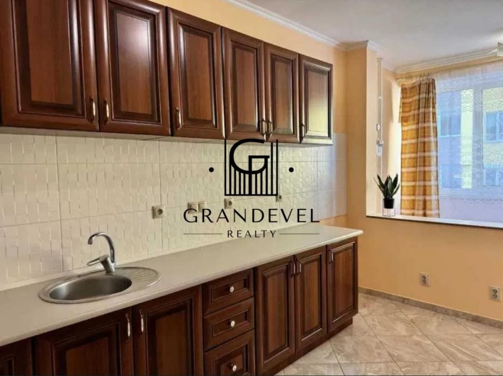 Продаж / Квартира / вул. Миколи Сингаївського, Ірпінь - фото 1