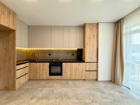 Терміново 2 кім з ремонтом та меблями на кухні! Ивано-Франковск