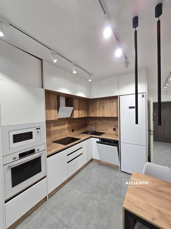 ТЕРМІНОВО! Продаж квартири з терасою, ремонтом! - фото 1