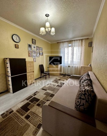 Центральний парк! Квартира з балконом! Мінімальне оформлення - фото 1