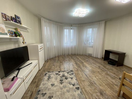 Продаж 2к-квартири з ремонтом та меблями! Софіївська Борщагівка Вишневое