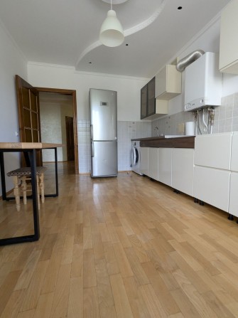 Продаж великої 2 кімн квартири, вул. Тролейбусна, Пасічна - фото 1