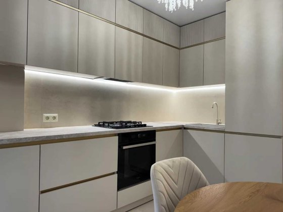 Стильна однокімнатна з чудовим плануванням повністю укомплектована Ивано-Франковск