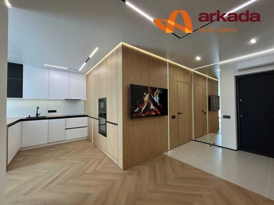 Велика 1кім 50м2, в Жк А5, центр міста Івано-Франківськ