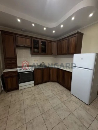 Продається 1-кімнатна квартира 42 м², Вишневе, Машинобудівників - фото 1