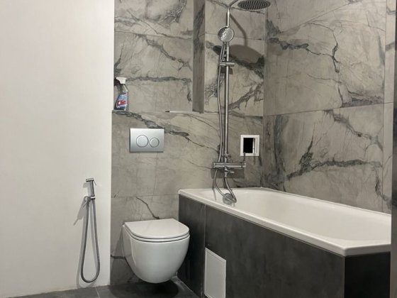 Неймовірна локаціці в оточені соснового лісу Буча