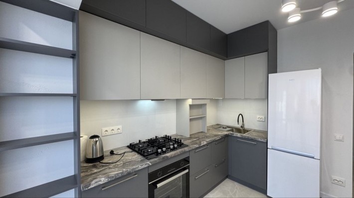 1к квартира з новим ремонтом! Ніхто не проживав! Без Комісії! - фото 1