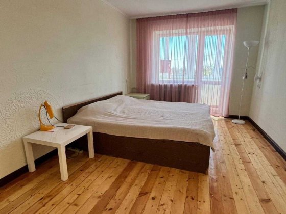 Затишна 2-кімнатна квартира з утепленим балконом у центрі Бучі Буча