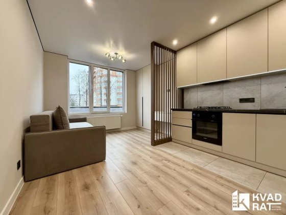 Простора однокімнатна квартира з якісним ремонтом Ивано-Франковск