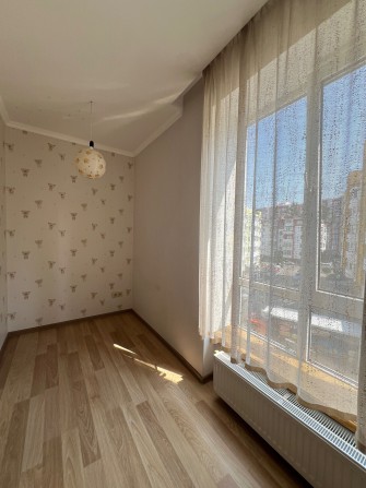 ТОП ЦІНА! 2к з ремонтом! Газове опалення! Мінімальне оформлення! - фото 1