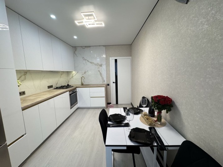 Квартира в новобудові з бомбосховищем - фото 1