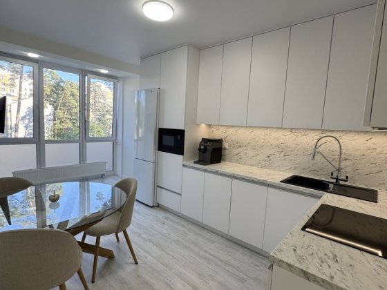 2к з якісним дороговартісним ремонтом в ЖК Центральний преміум! Ирпень