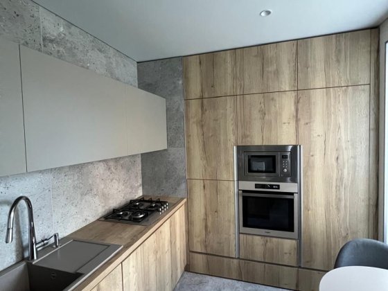 Светлая и уютная 2 ком кв с новым ремонтом в центре города! Кременчуг