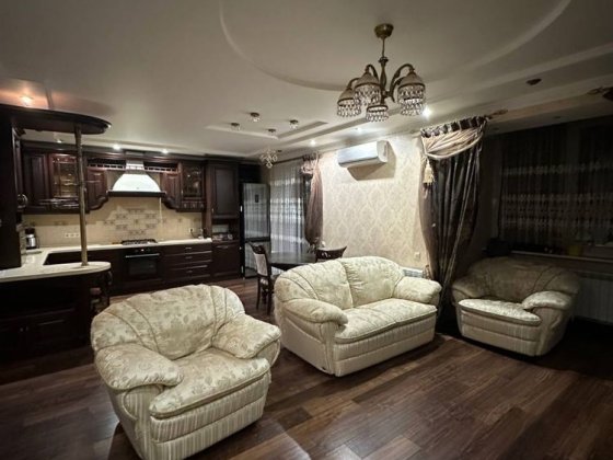 Квартира 135.8 м/кв Кременчук Кременчуг