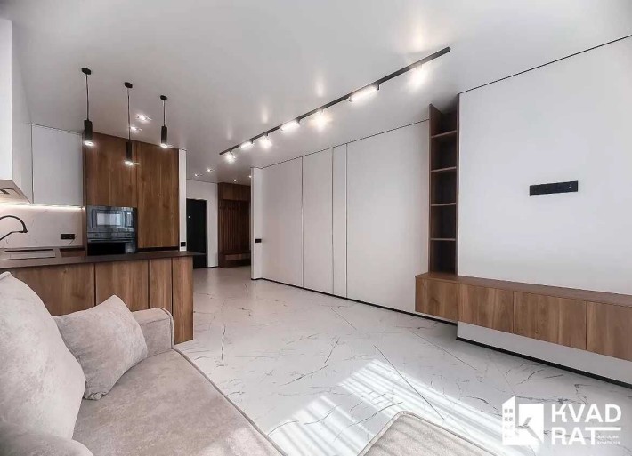 Простора 1.5к квартира в ЖК Манхеттен - фото 1