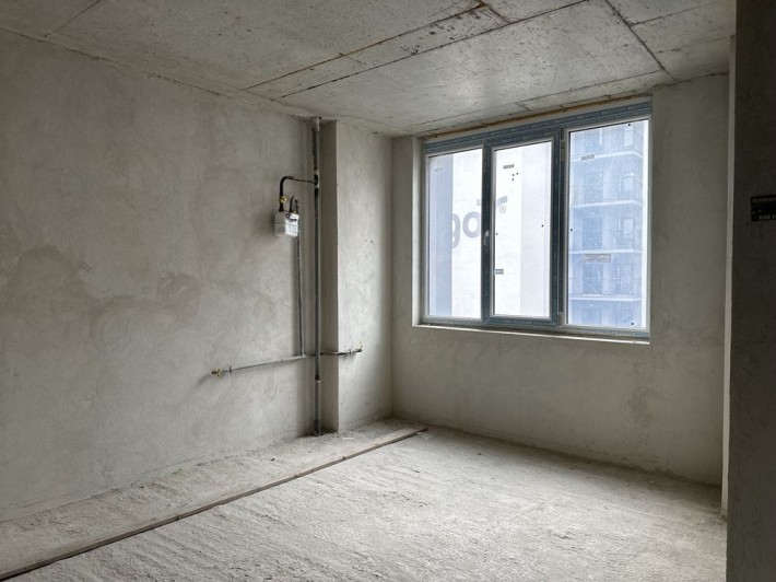 АКТУАЛЬНА! ЗДАНА трикімнатна квартира у новобудові - фото 1