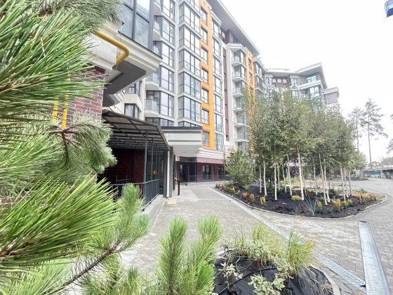 Простора квартира в Лісовій Бучі під ремонт, програми, Єоселя Буча