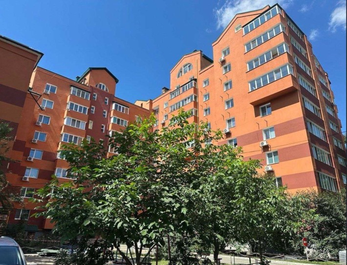 3к квартира з ремонтом. Гарна локація! - фото 1