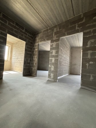 ТЕРМІНОВИЙ продаж під інвестицію 2к квартиру З РОЗТЕРМІНУВАННЯМ! - фото 1