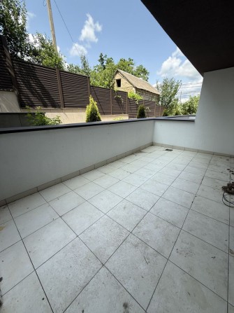 Квартира з власною терасою! Зданий будинок, газ! - фото 1