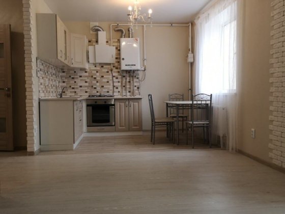 Квартира з ремонтом та меблями. Індивідуальне газове опалення! Буча