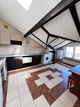 Продаж 3к квартири біля Метро - фото 1