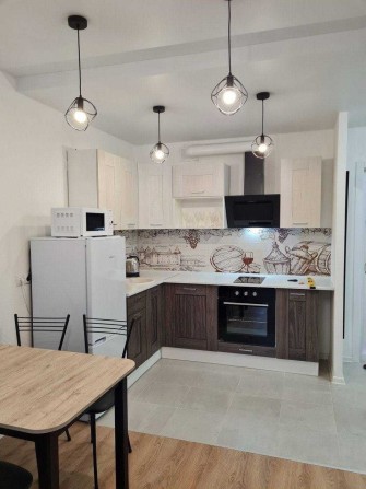 Нова квартира в Ірпені! Цегляний будинок, газовий котел! Без комісії! - фото 1