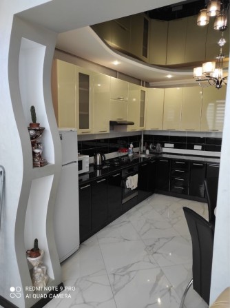 Однокімнатна квартира з ремонтом. Продаж під сертифікат/ постанову/ - фото 1