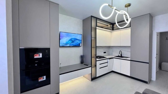 Простора 1,5к квартира біля парку, центр, Чорновола - фото 1