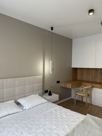 Квартира з ремонтом поруч з набережною. Ніхто не проживав. - фото 1