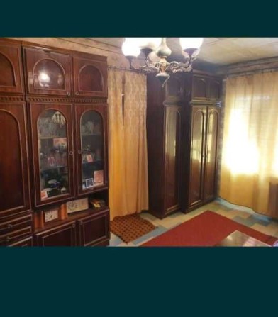 Продам три кімнатну квартиру  по вул Бірюзова - фото 1