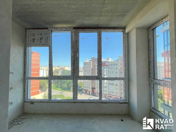 Здана та готова до ремонту 3-кім квартира! Ивано-Франковск