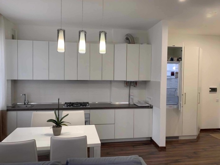 Простора євро 2к кваритра з ремонтом! Центр міста. Зелена локація! - фото 1