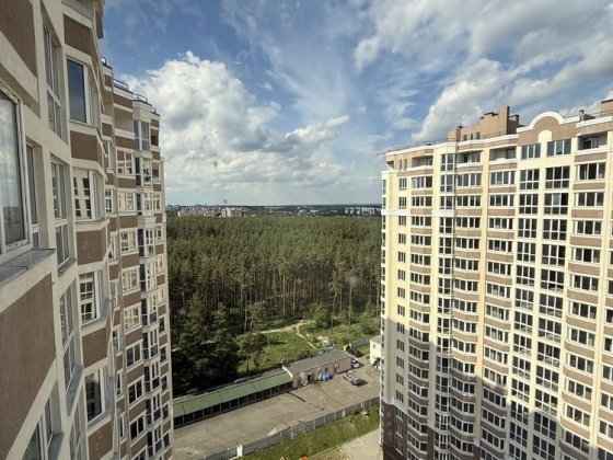 Простора квартира 64м2. Швидкий виїзд до Києва. Ірпінь