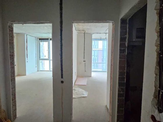 продаж 1 кімнатної квартири  з частковим ремонтом в Манхетані Івано-Франківськ